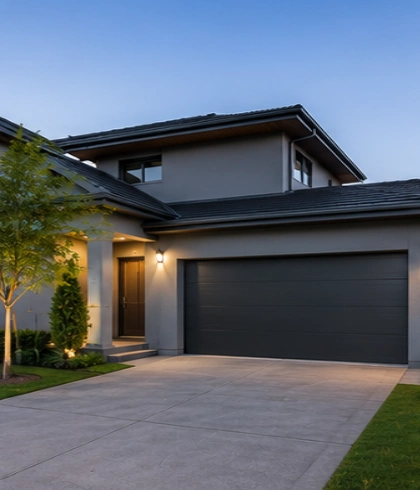 Jasa pemasangan Residential Garage Doors untuk private residence