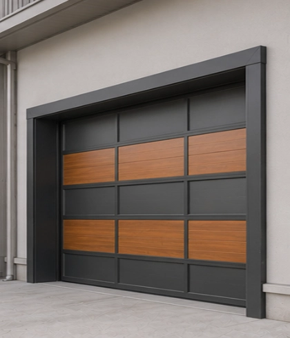 Jasa instalasi Custom Sectional Doors sesuai kebutuhan bangunan